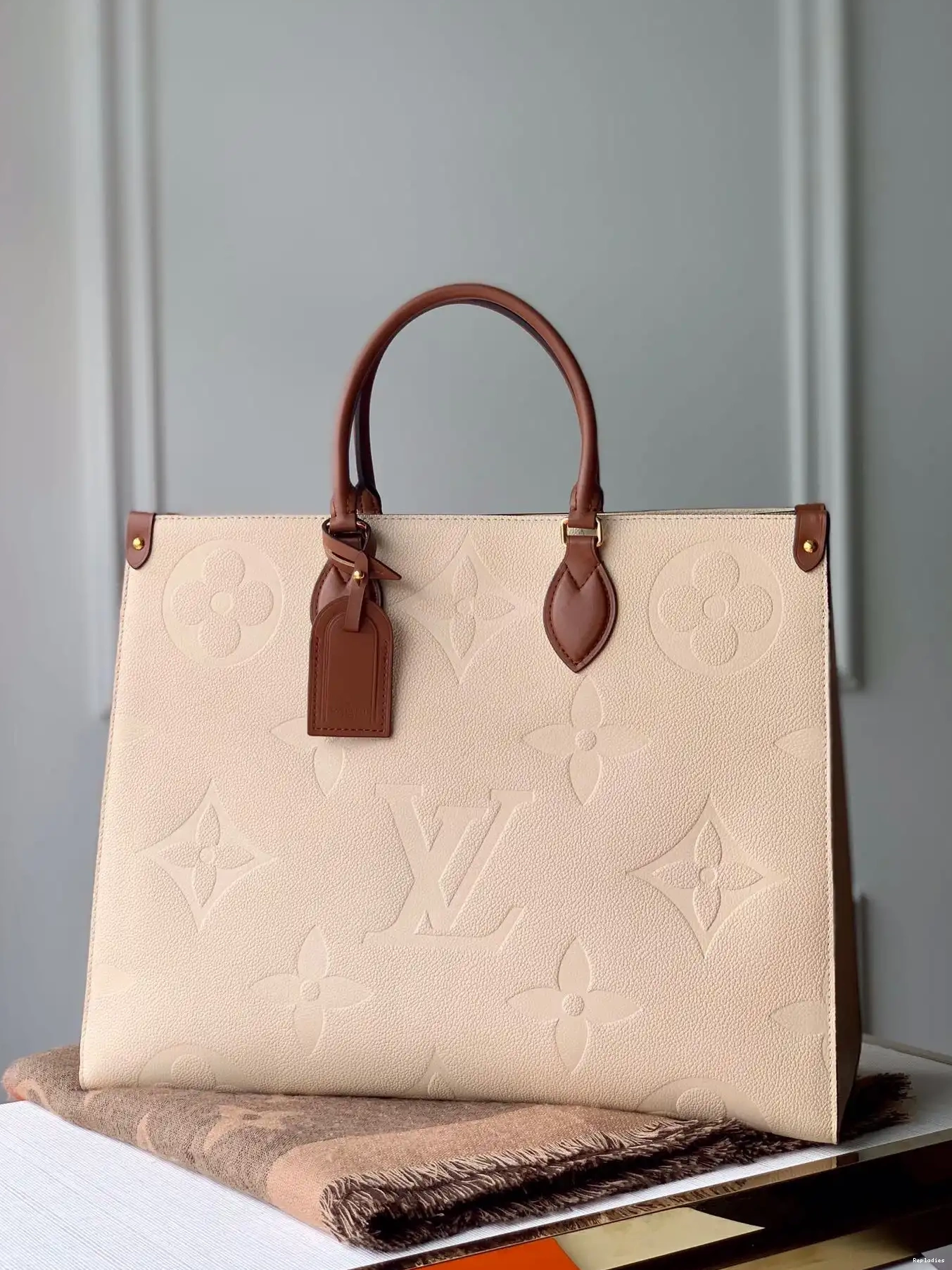 Repladies VUITTON CABAS ONTHEGO LOUIS GM 0514